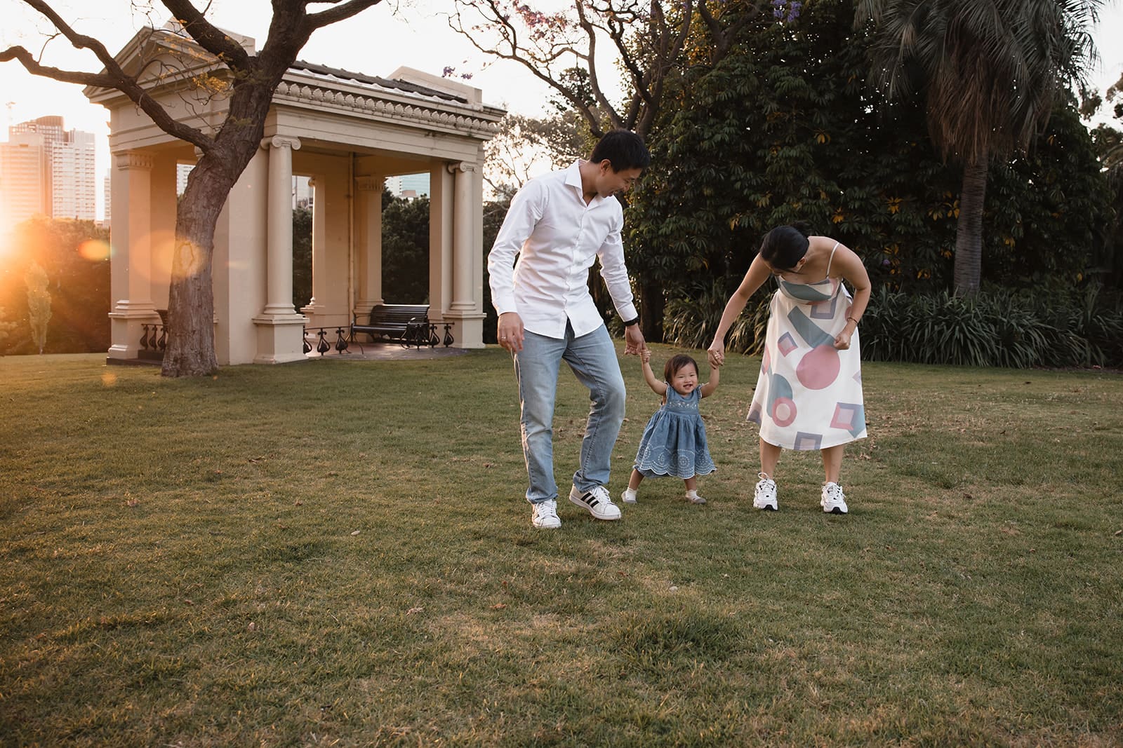 family photos Melbourne golden hour outdoor session
