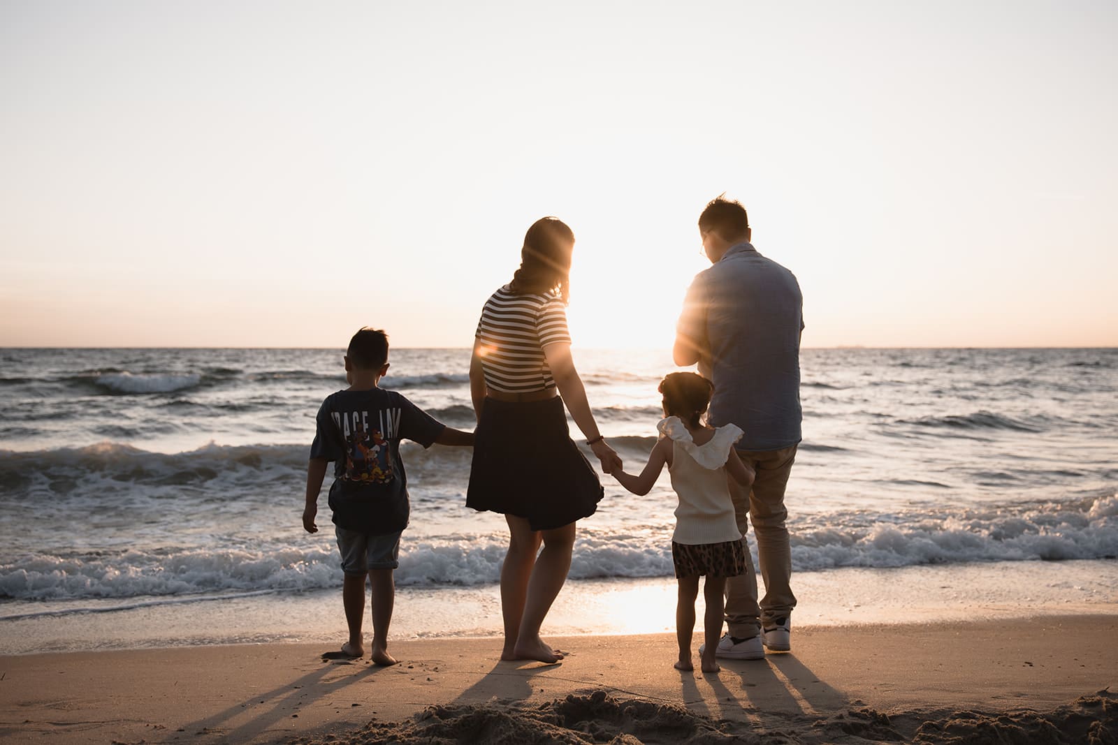 family photos Melbourne golden hour beach photography